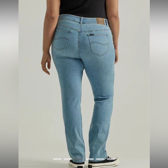 NWT Lee Jeans Mid Rise Straight Stretch 20 Petite - Picture 2 of 8